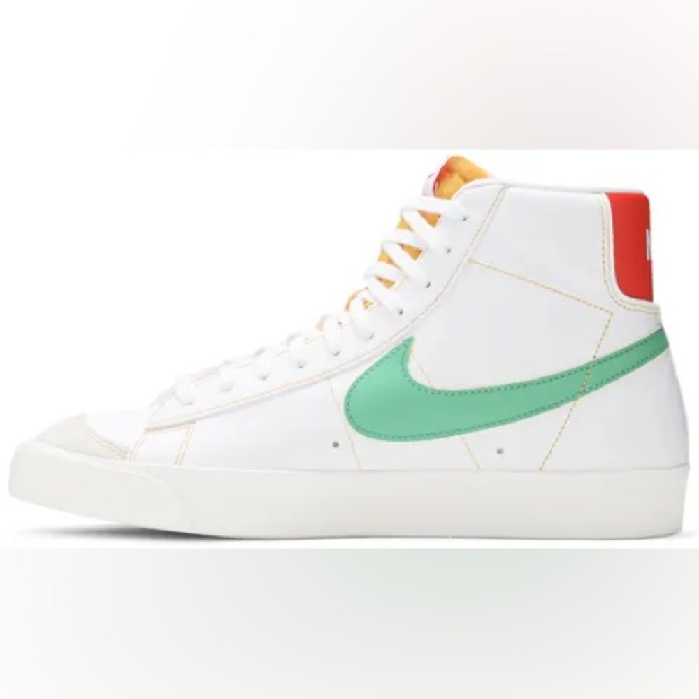 Nike Blazer Mid 77 Ragyns size-6.5 youth but would fit a woman’s 7-7.5